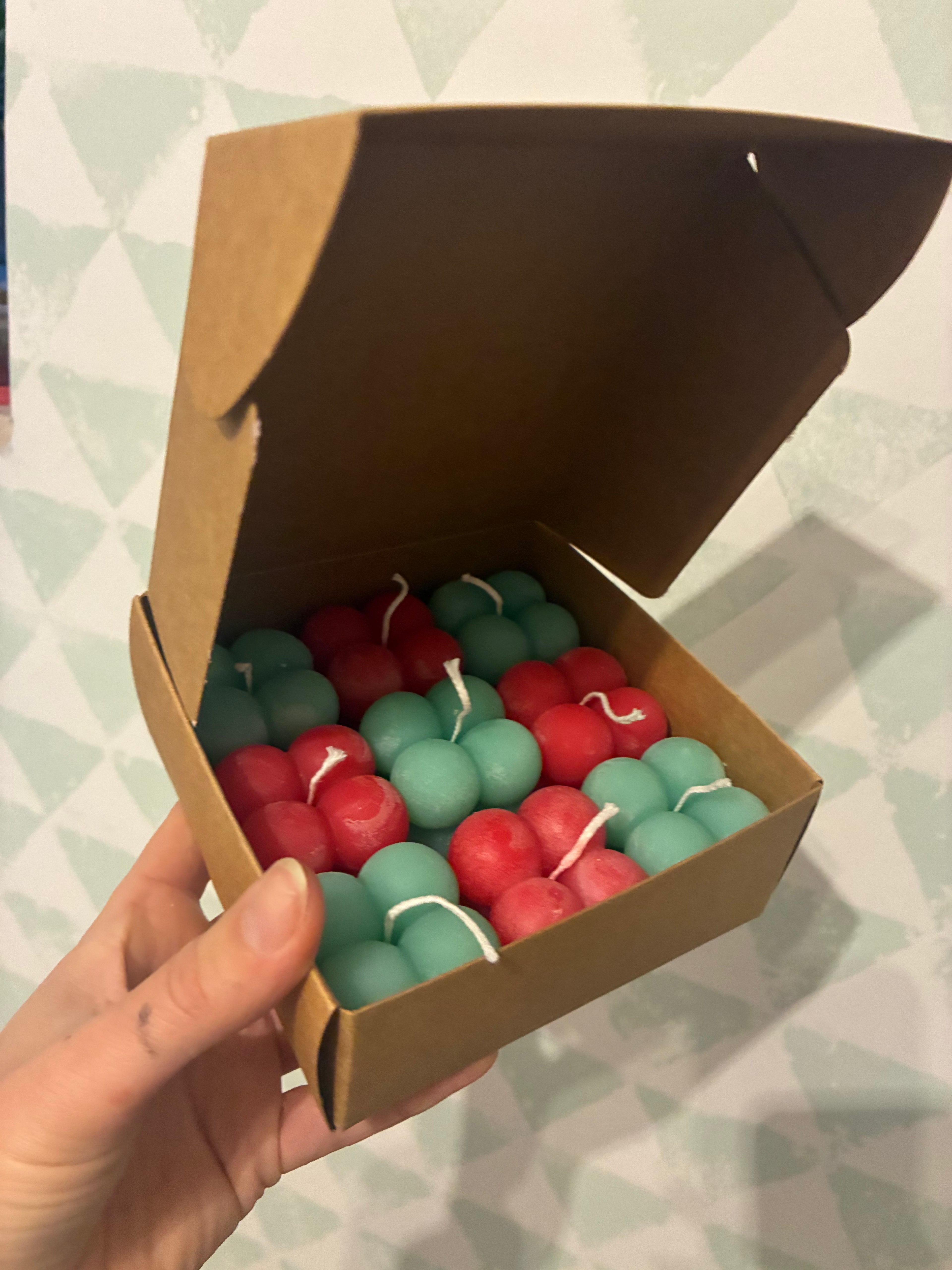 9 kleine bolletjeskaarsen in doosje